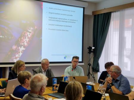 Seznanitev s strategijo razvoja turizma v destinaciji Zeleni kras